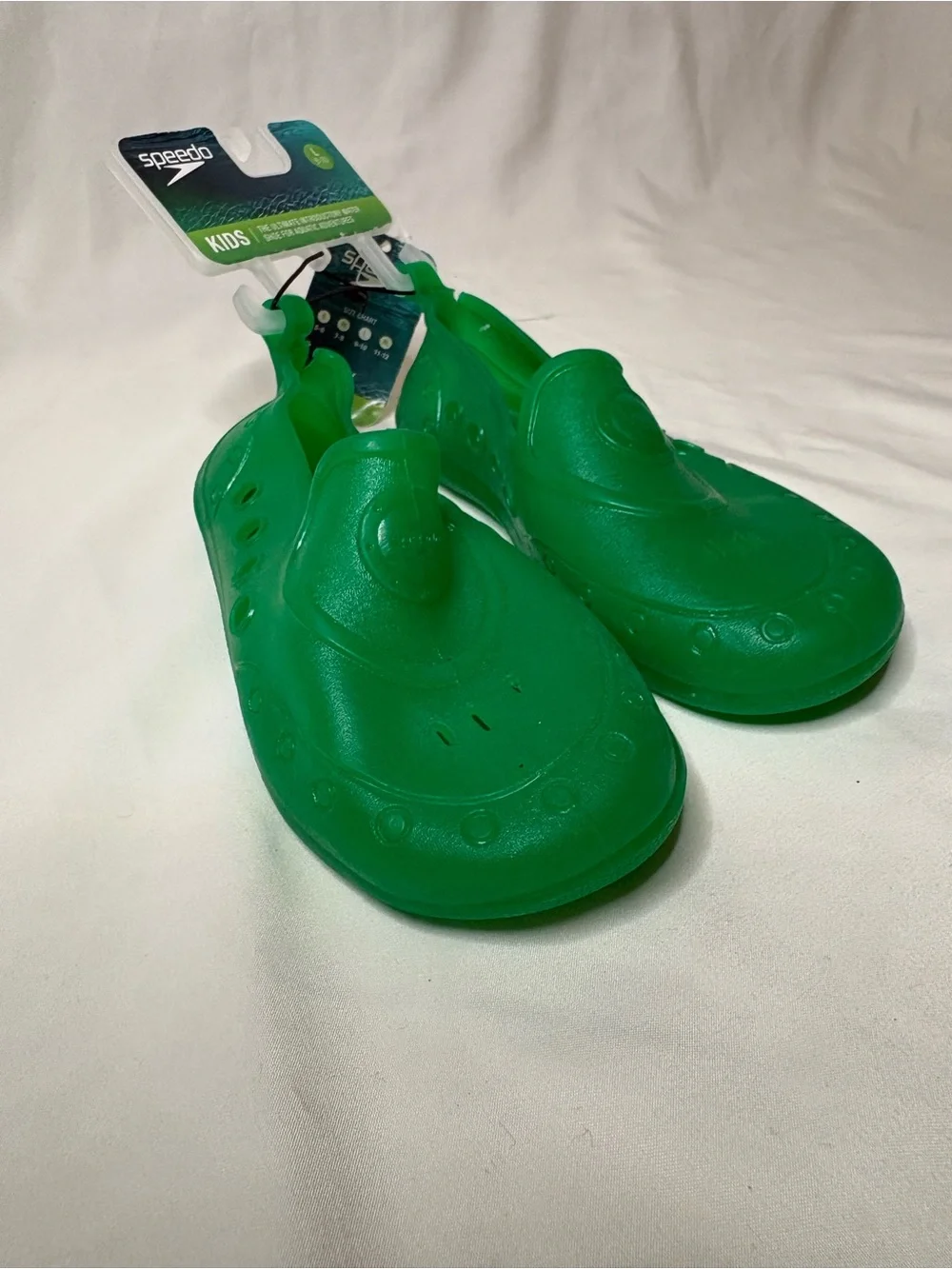 Speedo Kids Bright Green Water Shoes Large 9-10